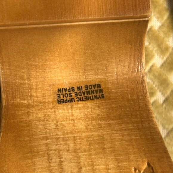 Anthropologie x  L'artiste Chienti Raffia Floral Embroidered Buckle Stud Clogs - Picture 12 of 16